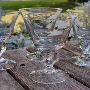 MCM | Scandinavian Lobe stems Glassware | 4